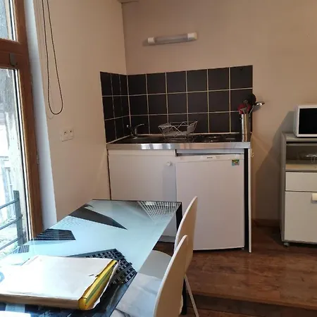 Studio Tout Confort Centre Ville טרואה